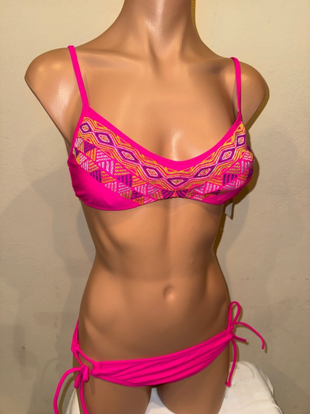 NWT Bikini Lab bikini set size S pink